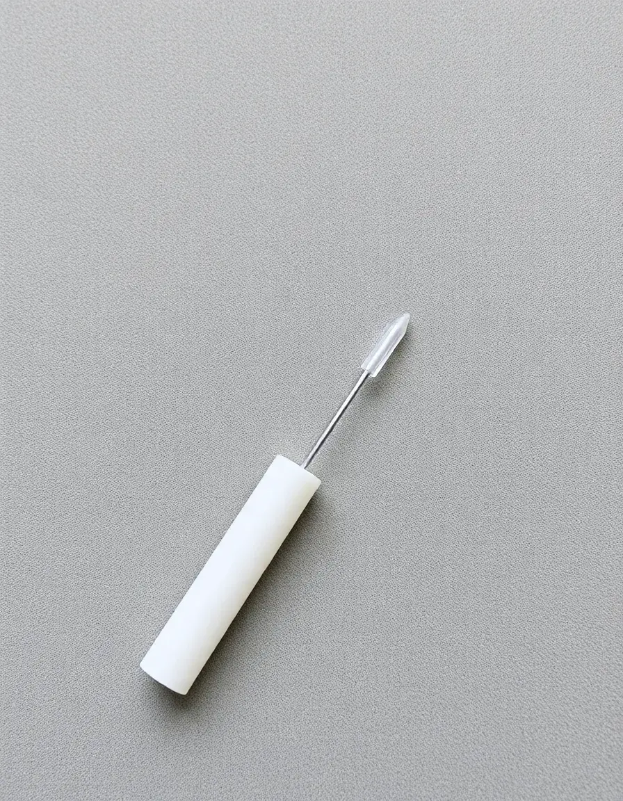 Strumento in plastica per rimuovere il sacchetto dell'inchiostro dalle seppie