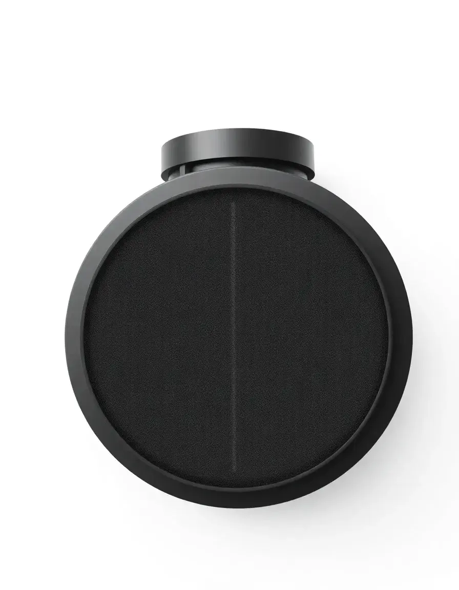 Filtro a carbone attivo per cappe cucina su sfondo bianco
